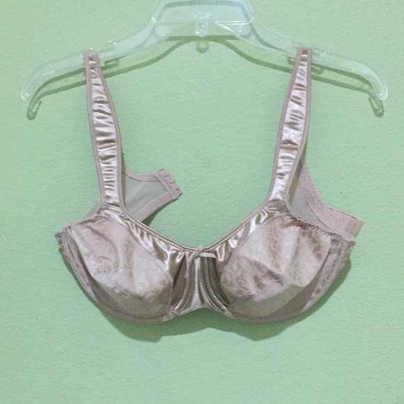 Bali Intimates & Sleepwear Bali 3562 Satin Tracing Underwire